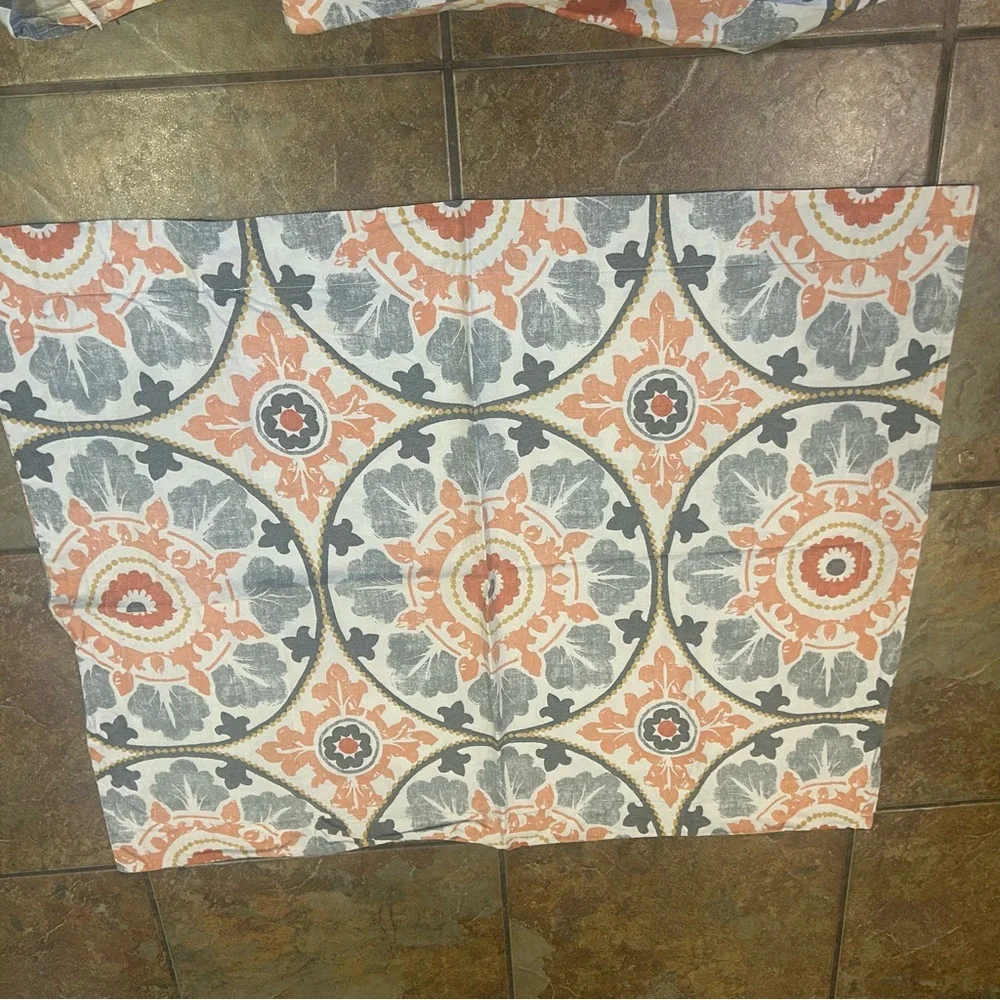 Pottery. Barn Veronica Duvet Cover 2 Pillow Shans King Medallion